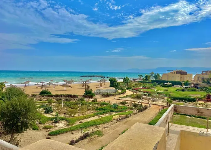5-brs Sandy Beachfront-villa - Redsea View * Ain Sukhna