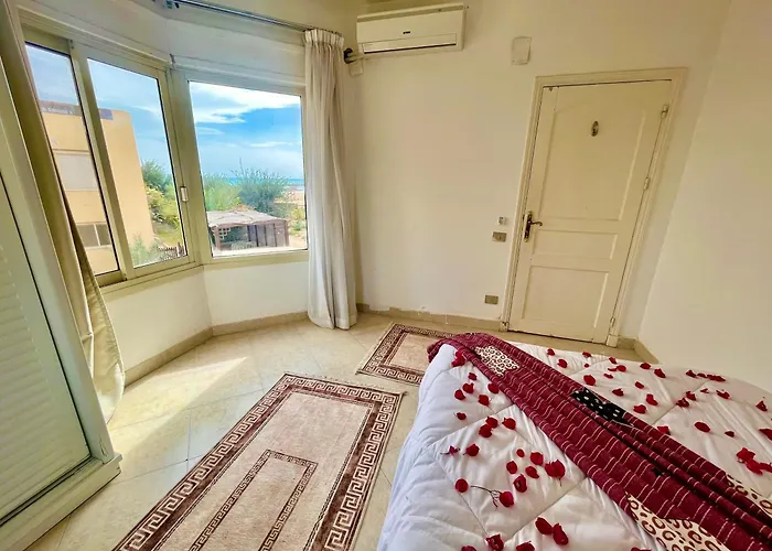 5-brs Sandy Beachfront-villa - Redsea View Ain Sukhna