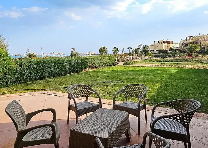 5-brs Sandy Beachfront-villa - Redsea View Villa *