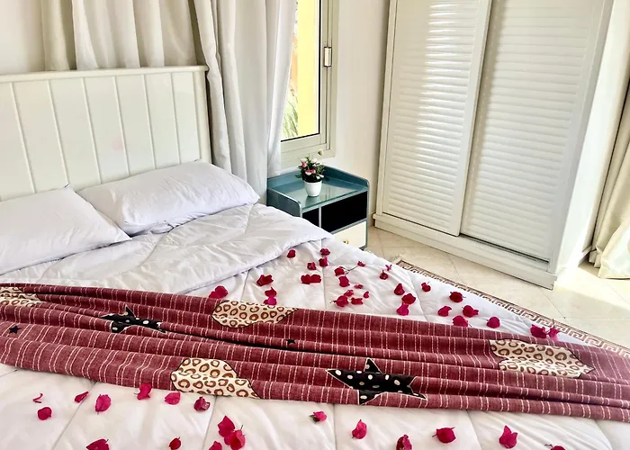 5-brs Sandy Beachfront-villa - Redsea View Villa *