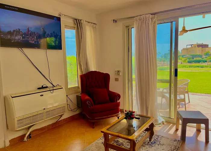 5-brs Sandy Beachfront-villa - Redsea View Villa